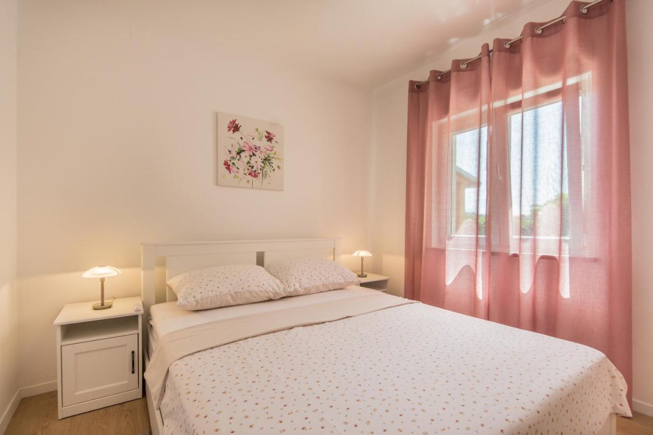 Piccola Pineta Apartment Pula Bagian luar foto