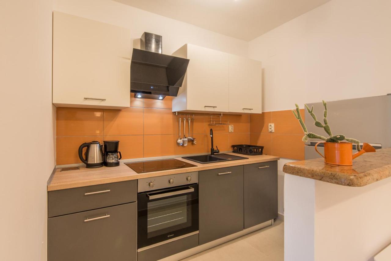 Piccola Pineta Apartment Pula Bagian luar foto
