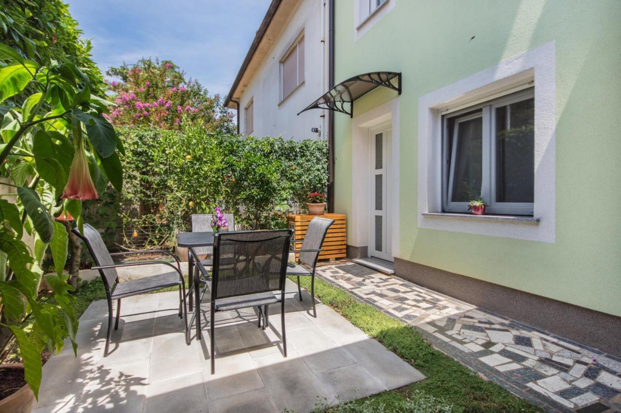 Piccola Pineta Apartment Pula Bagian luar foto
