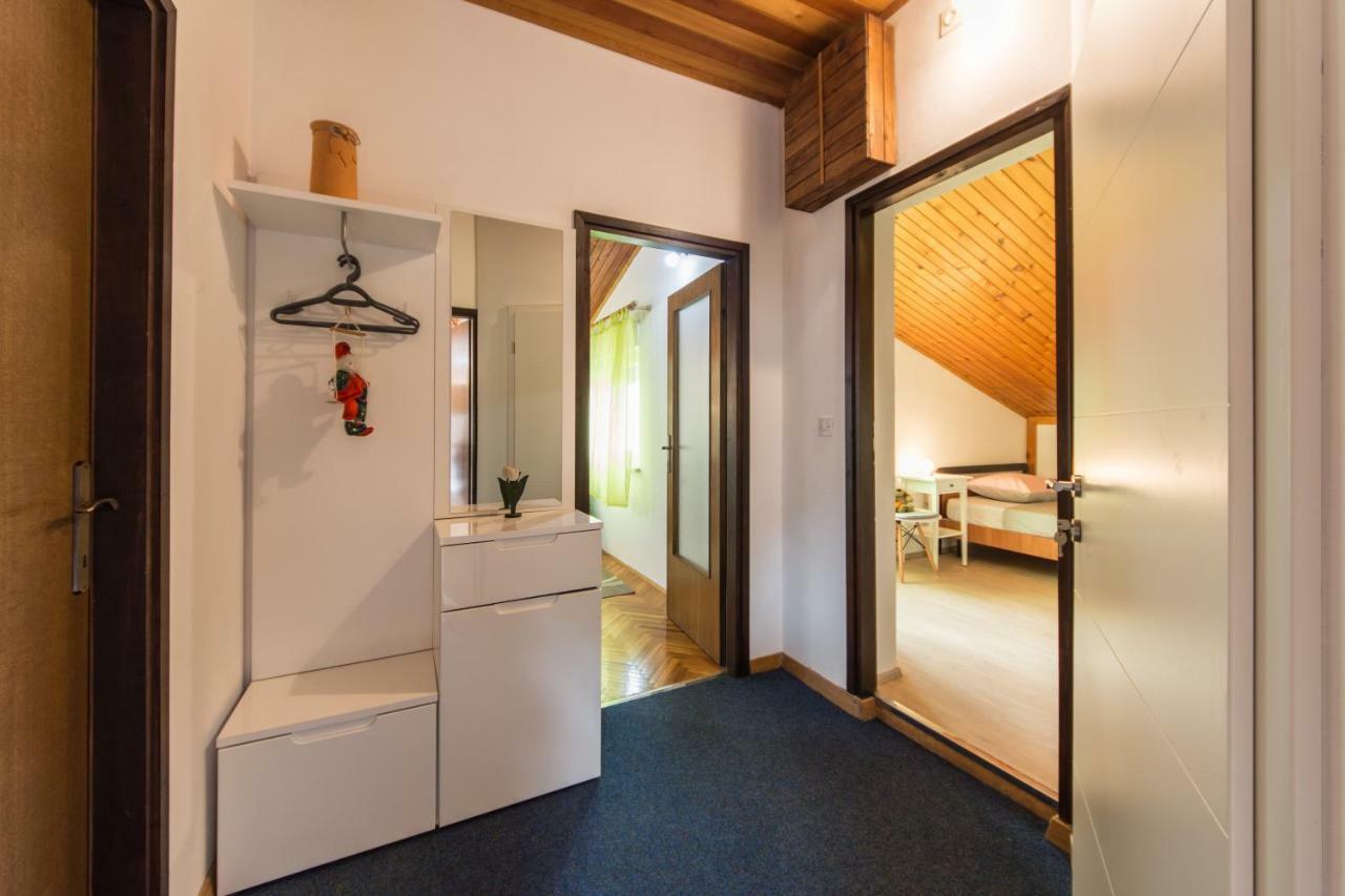 Piccola Pineta Apartment Pula Bagian luar foto